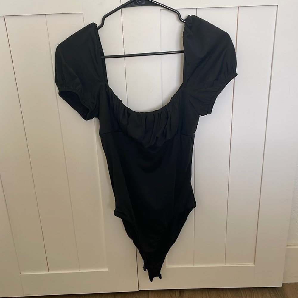 Black scoop neck Bodysuit